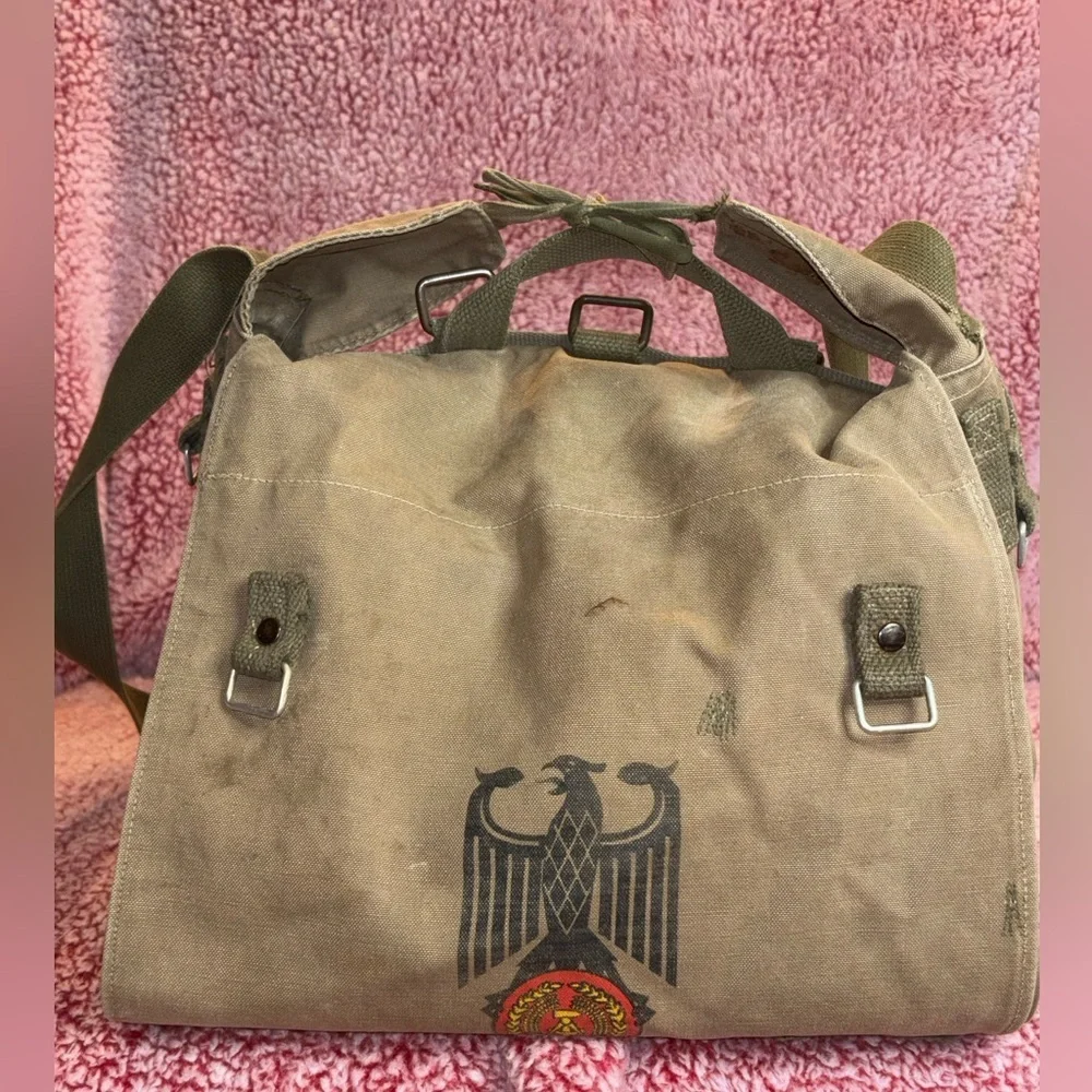 1960s West German Issue Heavy-Duty Canvas Shoulder/Hand Carry​​